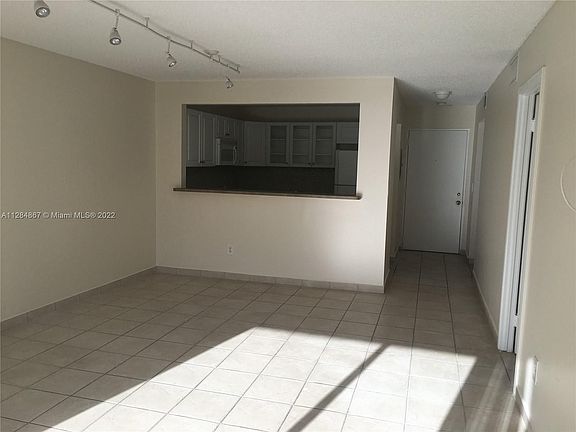 4th image of 7722 Camino Real APT 219