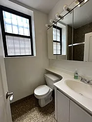 Rented by Mossanen Group