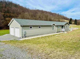 2862 Miracle Run Rd, Fairview, WV 26570