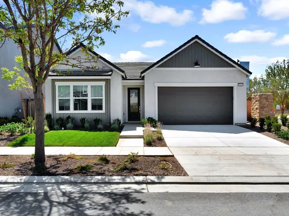 3921 Buttercup Rd, Madera, CA 93636
