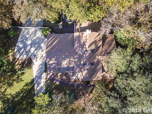 3rd image of 5616 NW 69th Ln