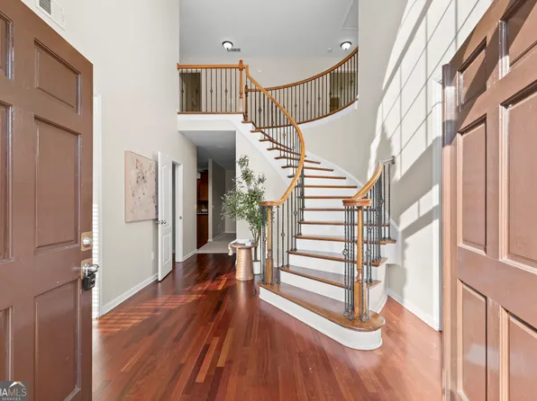 5270 Estates Dr, Atlanta, GA 30349