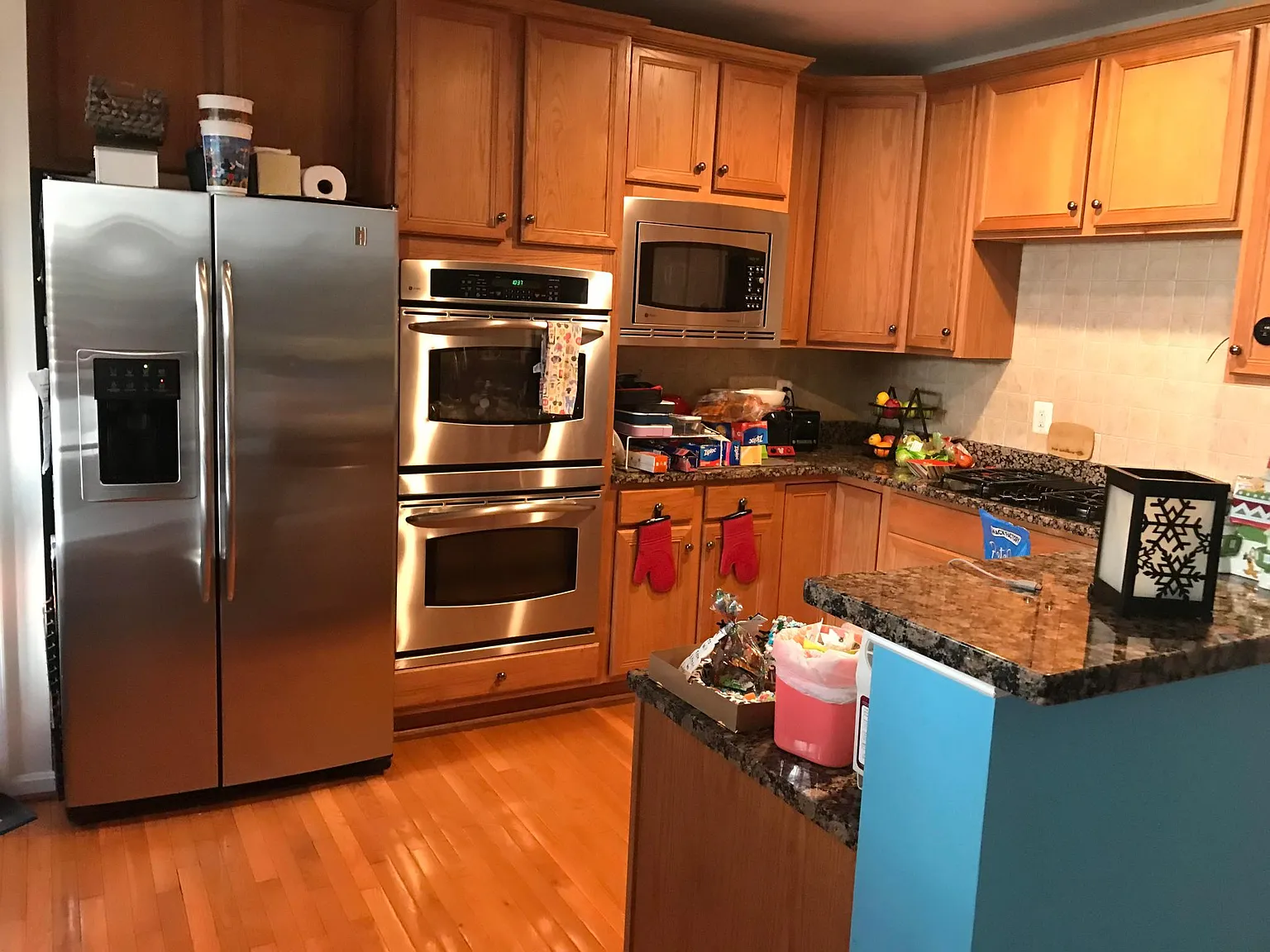 3 bed, 3.5 bath, 2176 sqft, $3,950 — Photo 4