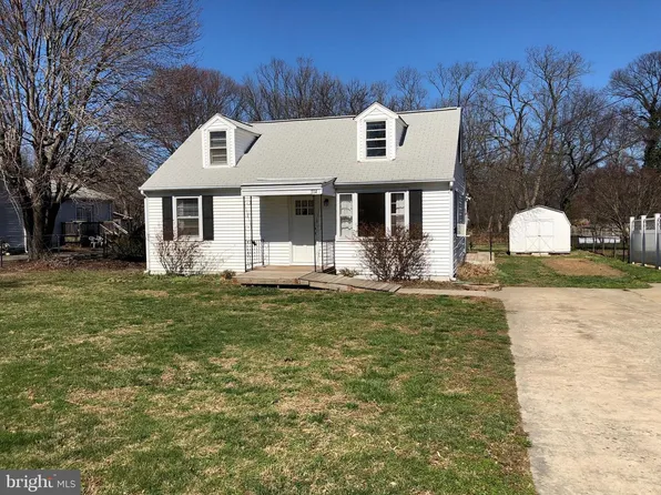 1114 Burton St, Woodbridge, VA 22191