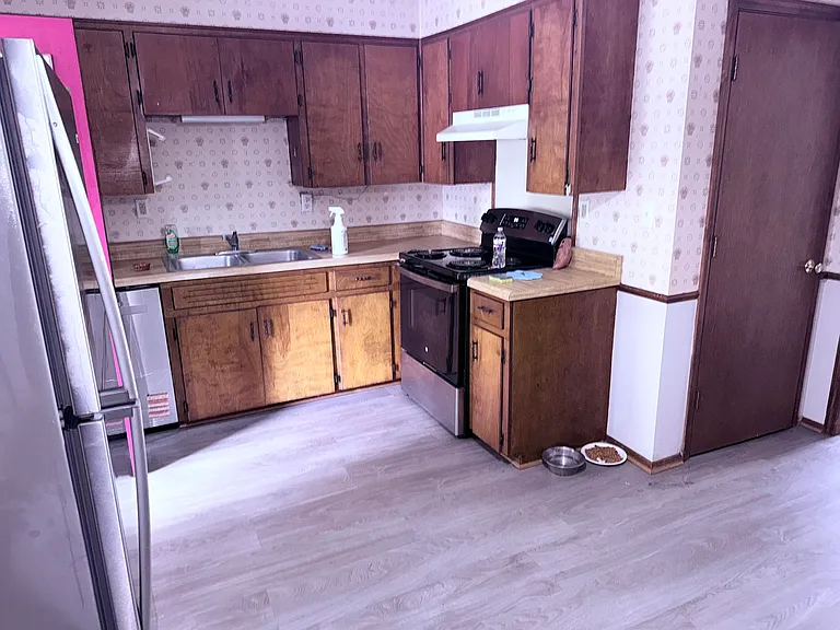 507 S Brittain St — Photo 17