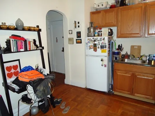 Rented by Village Living Realty | media 16