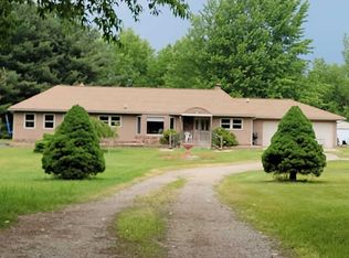 4577 General Squier Rd, Dryden, MI 48428