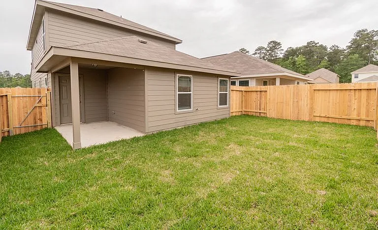 520 Meadow Park Ln — Photo 5