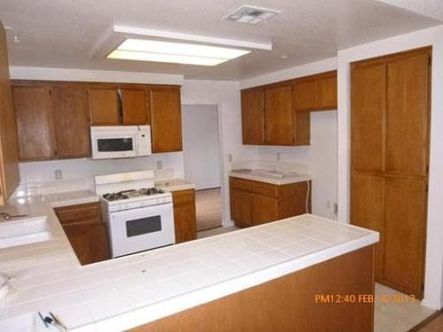 4th image of 28480 Forest Oaks Way
