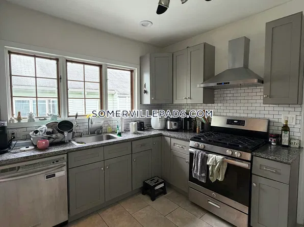 42 Sunset Rd, Somerville, MA 02144
