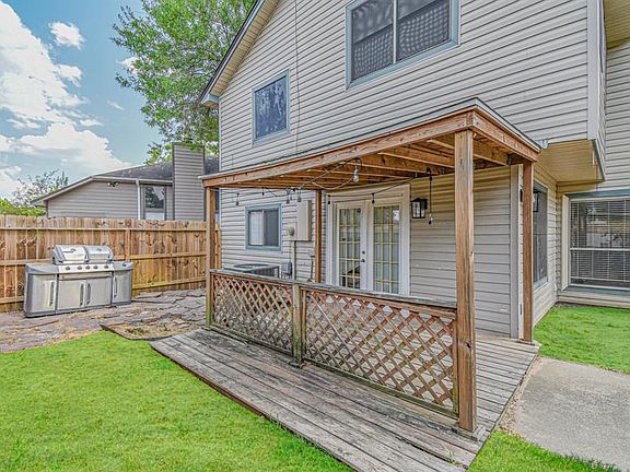 3rd image of 12214 Cardston Ct