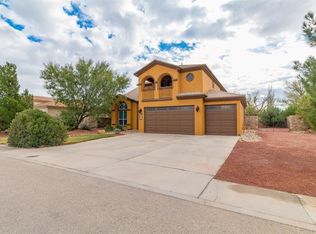 1020 Los Moros Dr, El Paso, TX 79932
