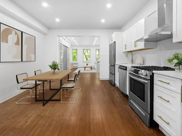 920 East 17th Street 121 image 1 of 12