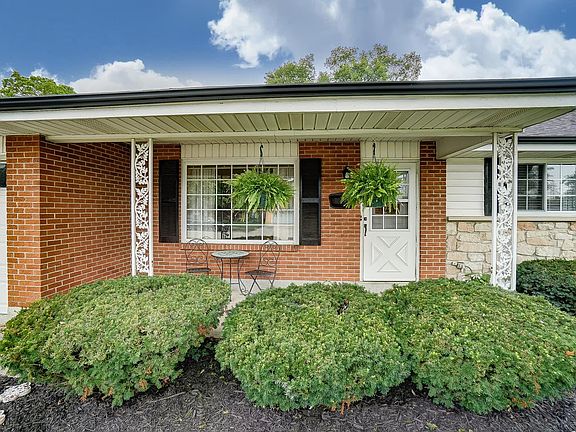 3rd image of 1041 Wollenhaupt Dr