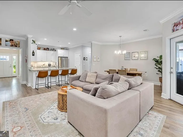176 Verano St — Photo 24