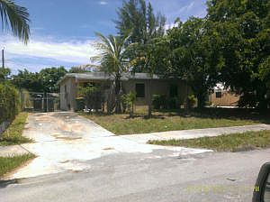 2nd image of 1118 14th Ct S