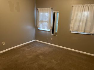 2820 Summit St, Kansas City, MO 64108