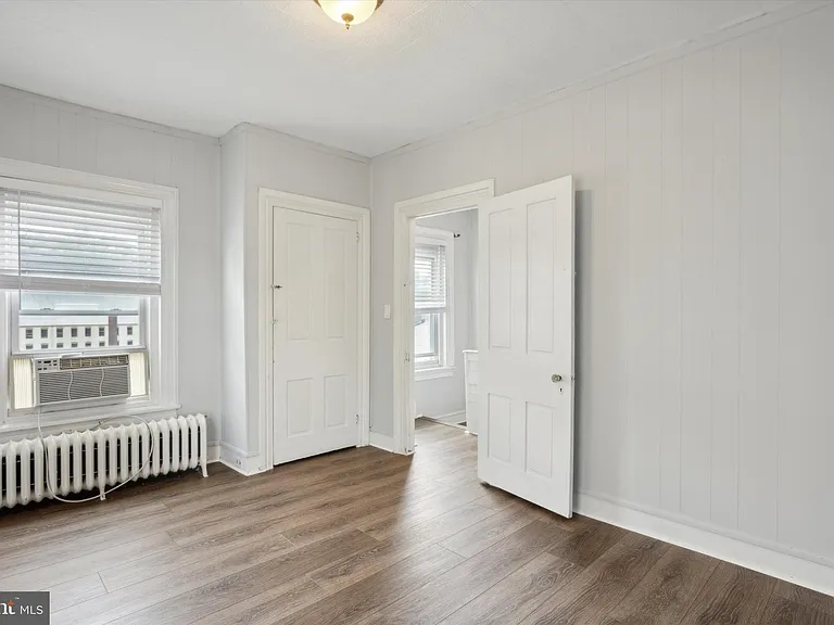 192 Dupont St #2 — Photo 6