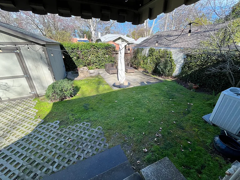 1813 Larkin Way — Photo 23