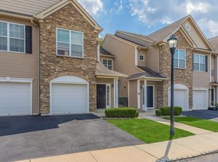 Verdana, Howell, NJ 07731