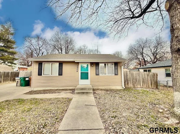 2956 N 11th St, Lincoln, NE 68521