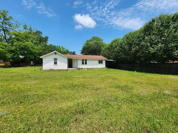 119 Northwood Dr, Abbeville, GA 31750