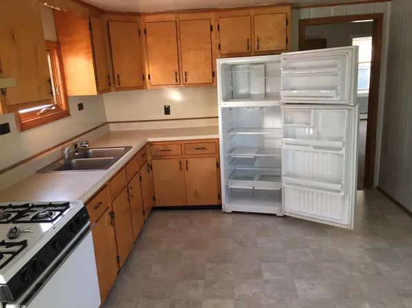 902 Stillwater Ave, Old Town, ME 04468