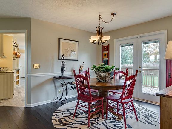 5th image of 2705 Learcrest Ct
