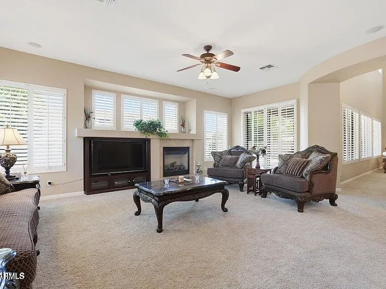 900 W Macaw Dr — Photo 25