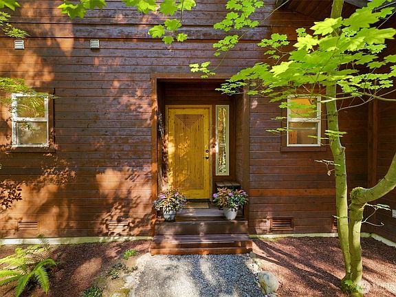 5th image of 151 E Tamarack Lane