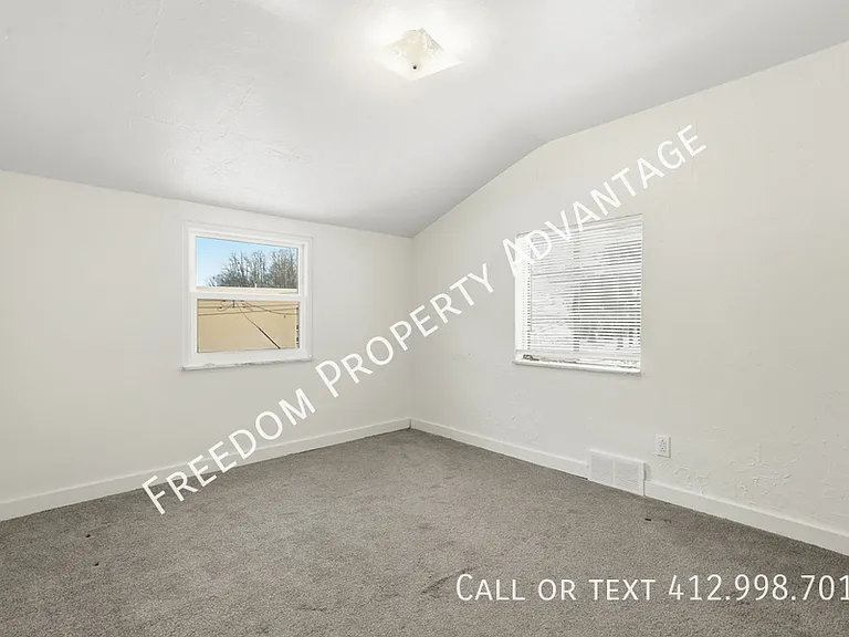 3396 Columbia Dr — Photo 17