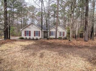 140 Lakeside Dr, Covington, GA 30016