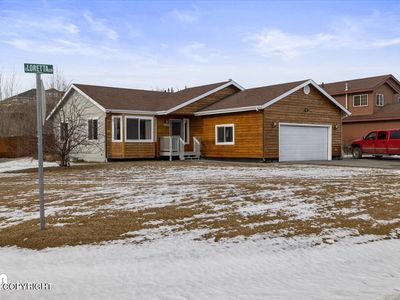11651 E Loretta Cir, Palmer, AK, 99645