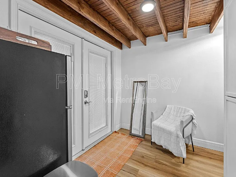 8505 N Lamar St #C — Photo 6