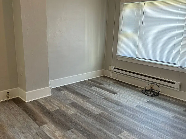 10 Norwood Ave #B — Photo 1