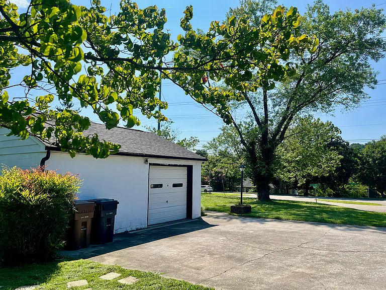 5301 Asheville Hwy — Photo 16
