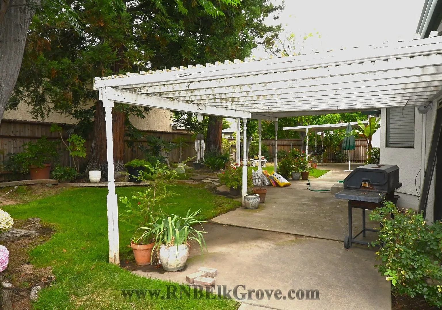 Resident Benefit Package Property — Photo 4