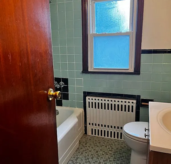 351 Capitol St #2 — Photo 4
