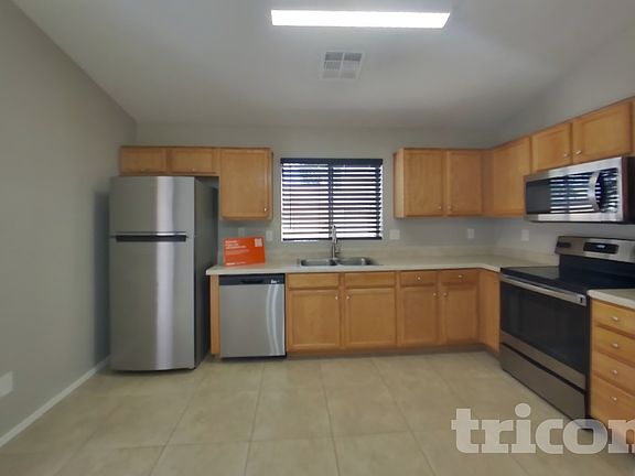 4th image of 6740 E Summerset Rd