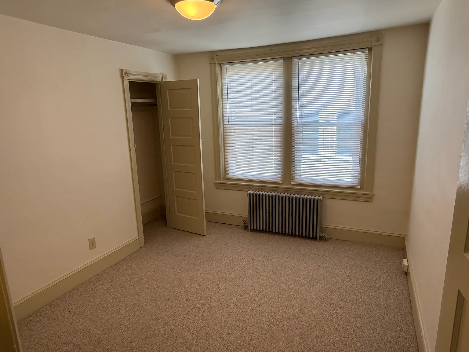 1 bed, 800 sqft, $1,400 — Photo 3