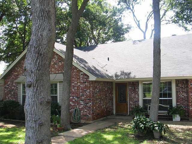 1st image of 9408 Queenswood Dr