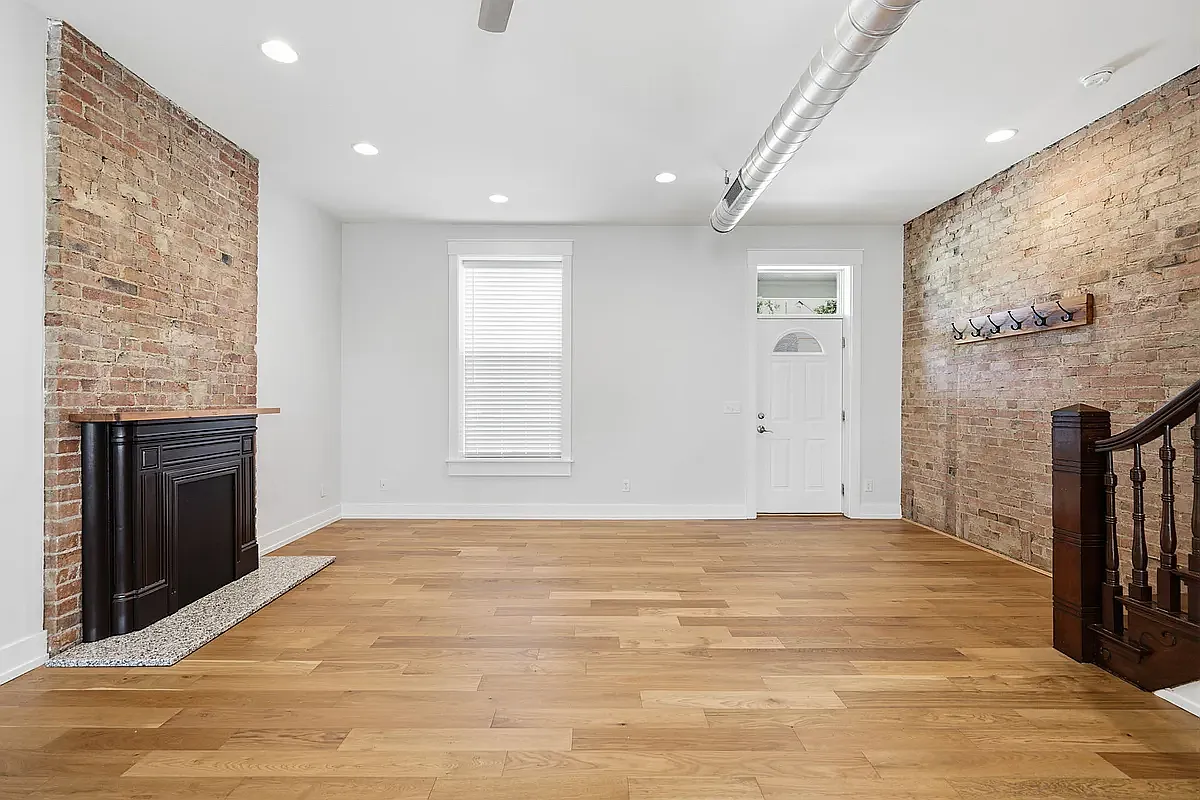 2 bed, 2.5 bath, 1500 sqft, $2,295 — Photo 3