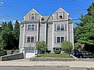 25 Agassiz Ave #25, Belmont, MA 02478