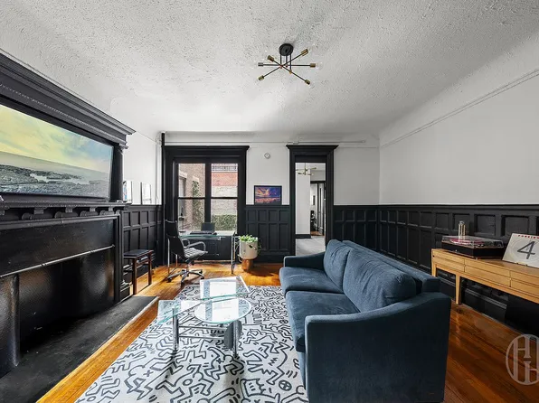 249 W 102nd St APT 1B, New York, NY 10025