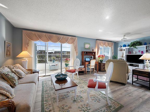 3rd image of 701 Lori Drive #310