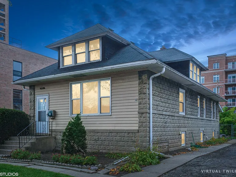 848 Lee St — Photo 1