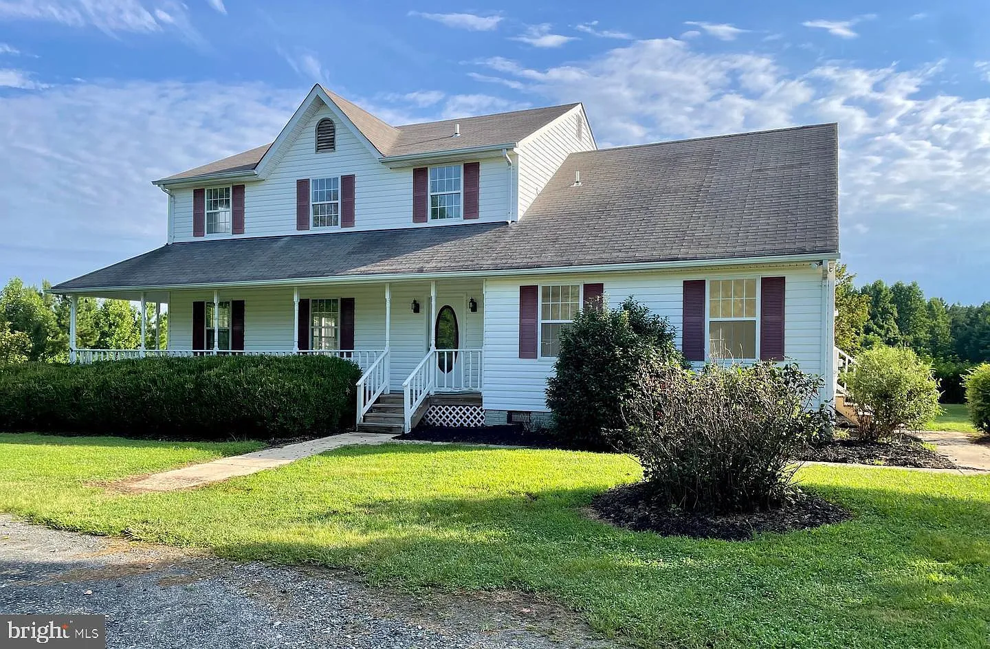 4 bed, 3.5 bath, 2452 sqft, $2,750 — Photo 1