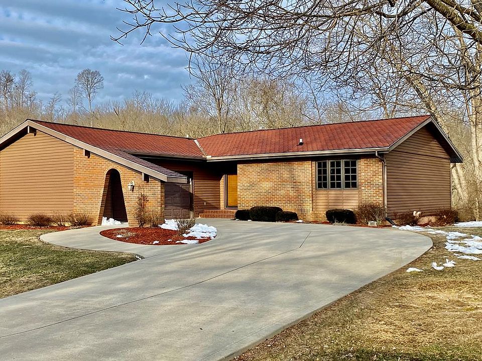 1st image of 203 Elizabeth Ln