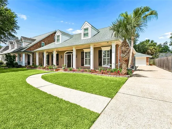 45 Chateau Trianon Dr, Kenner, LA 70065