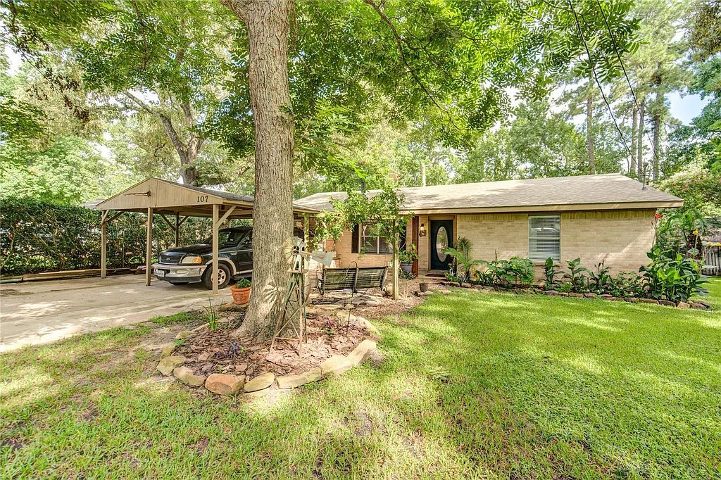 107 Libby Cir E - Property Image